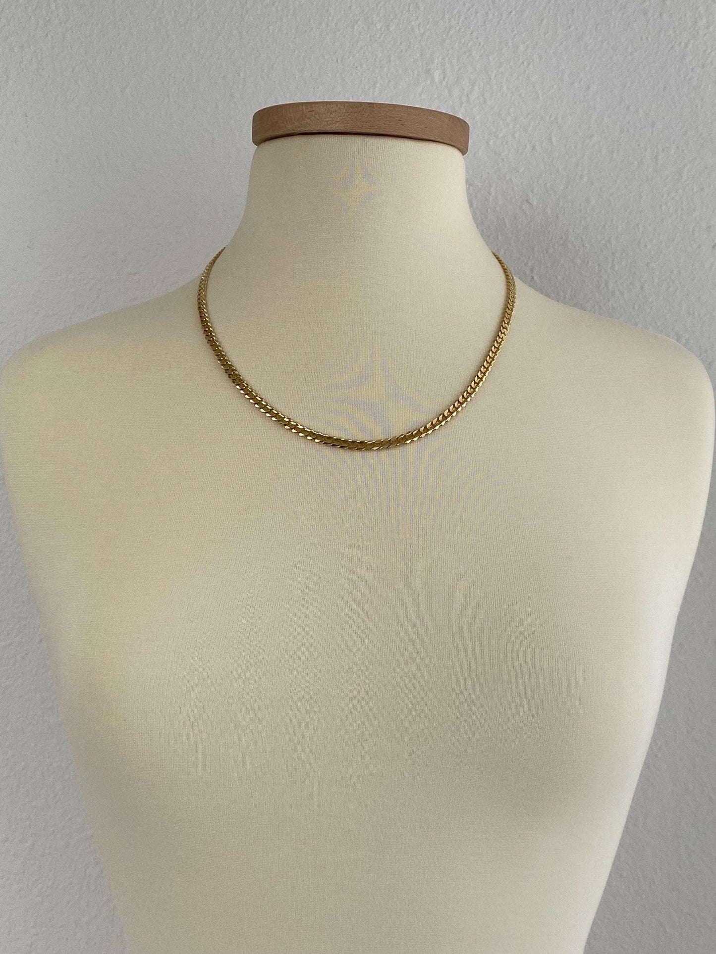 Vintage Solid 14k Yellow Gold Chunky Flat Curb Chain Necklace - 21.75 inches