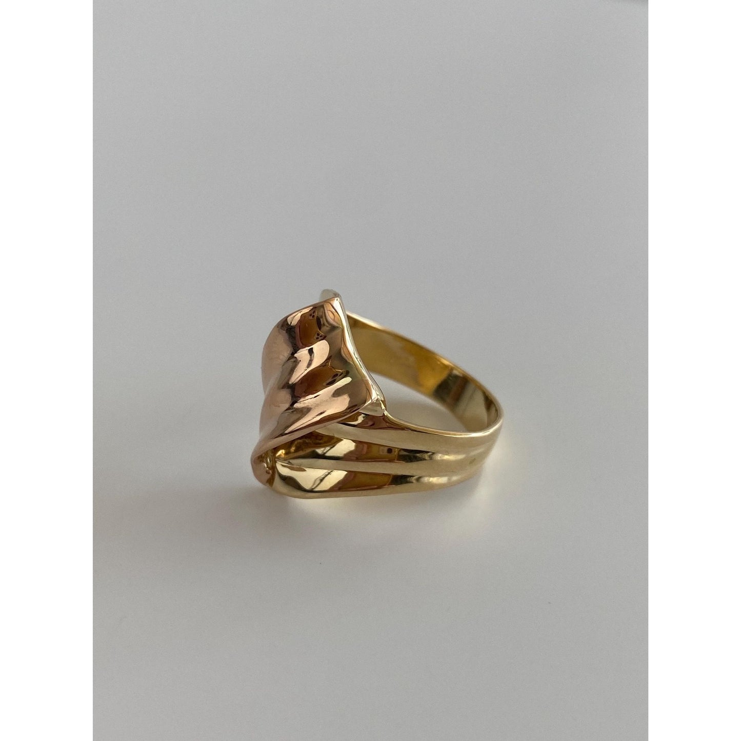 Vintage Solid 14k Rose & Yellow Gold Ribbon Ring Band - Size 7.5