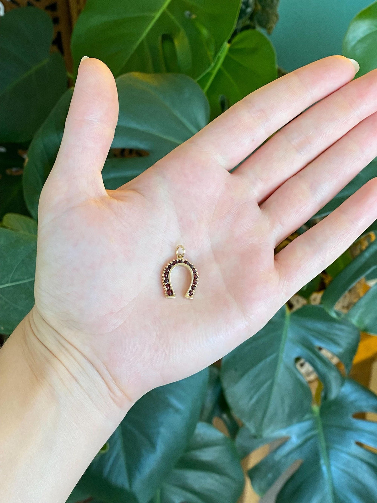 Vintage Solid 14k Yellow Gold Garnet Horseshoe Charm
