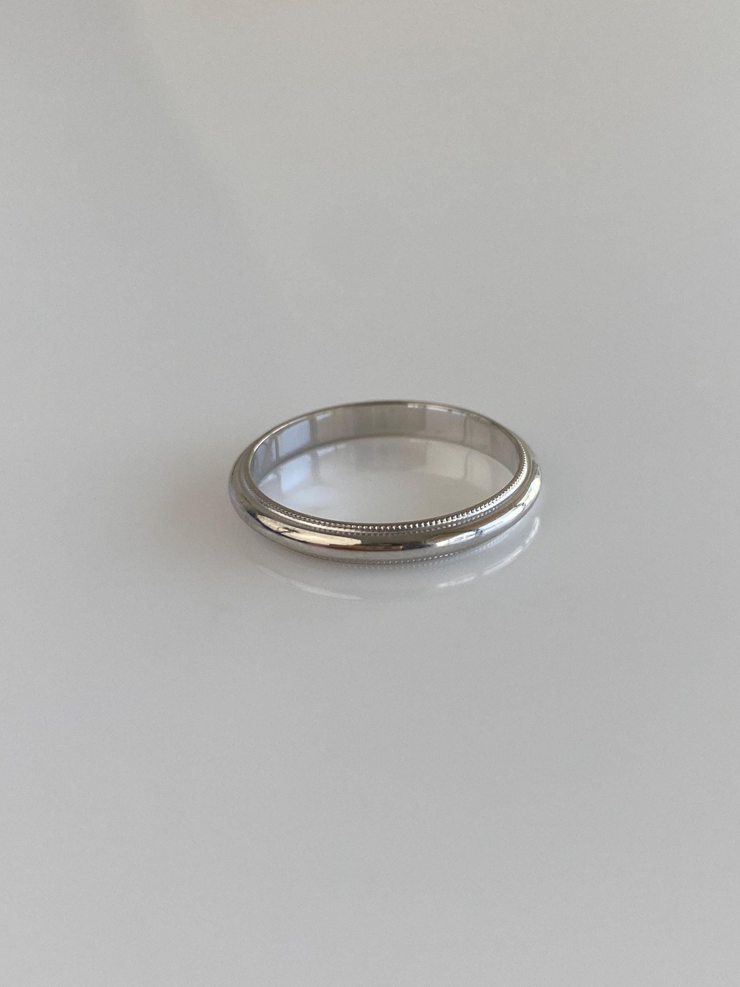 Vintage Solid 14k White Gold Milgrain Ring Band - Size 5.25