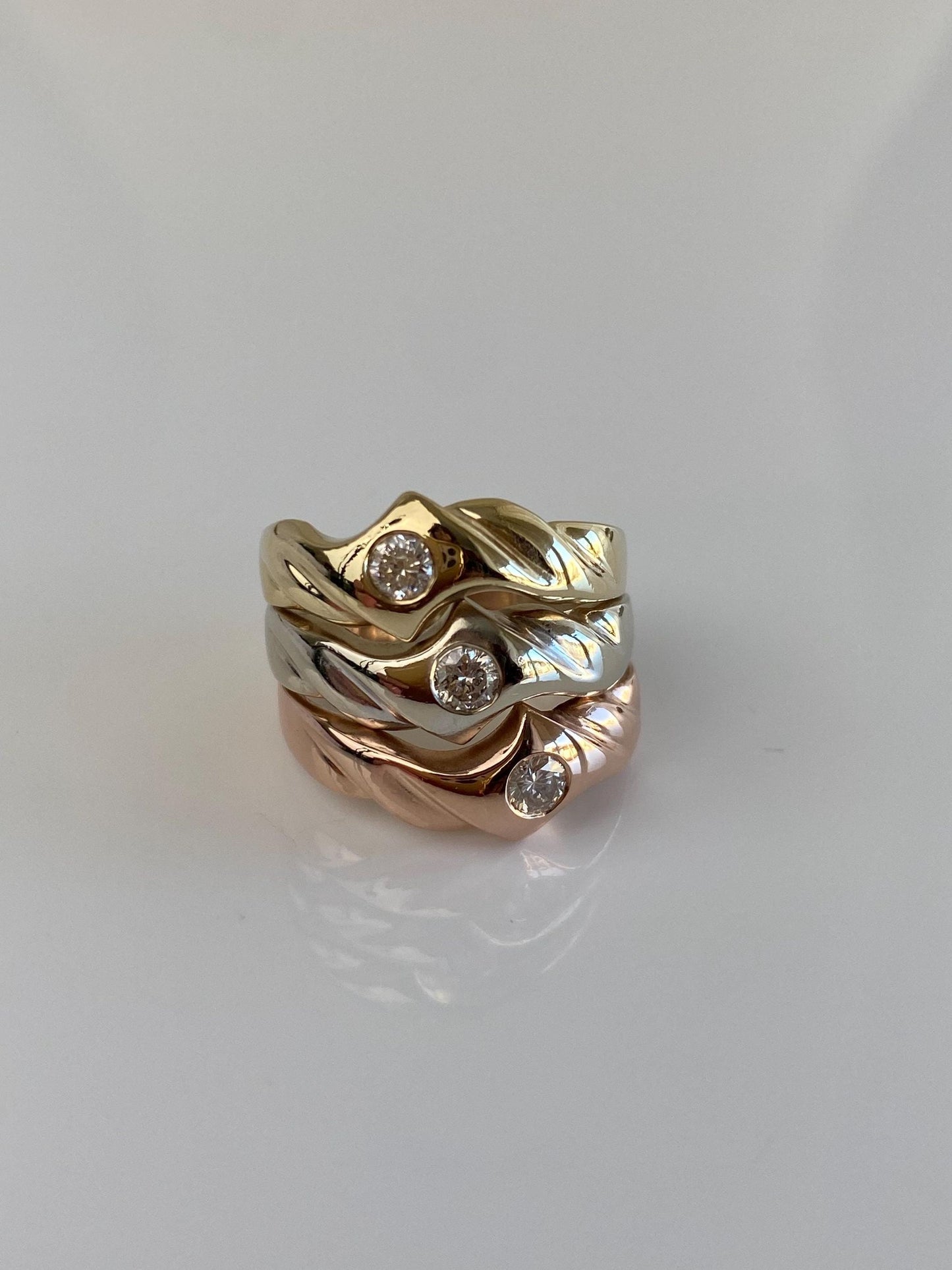 Vintage Solid 14k Tri Tone Gold Diamond Ring Band - Size 6.25