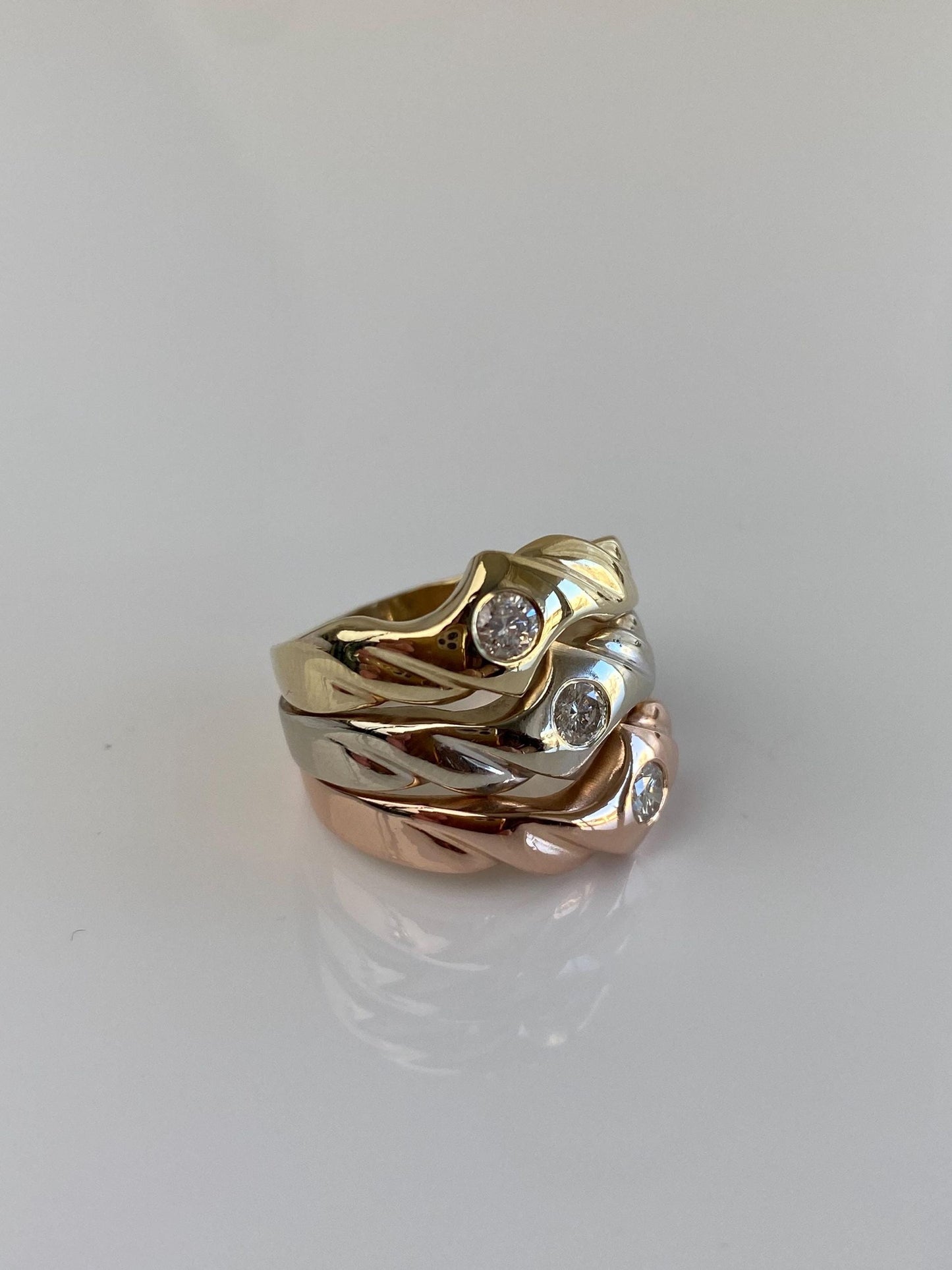 Vintage Solid 14k Tri Tone Gold Diamond Ring Band - Size 6.25