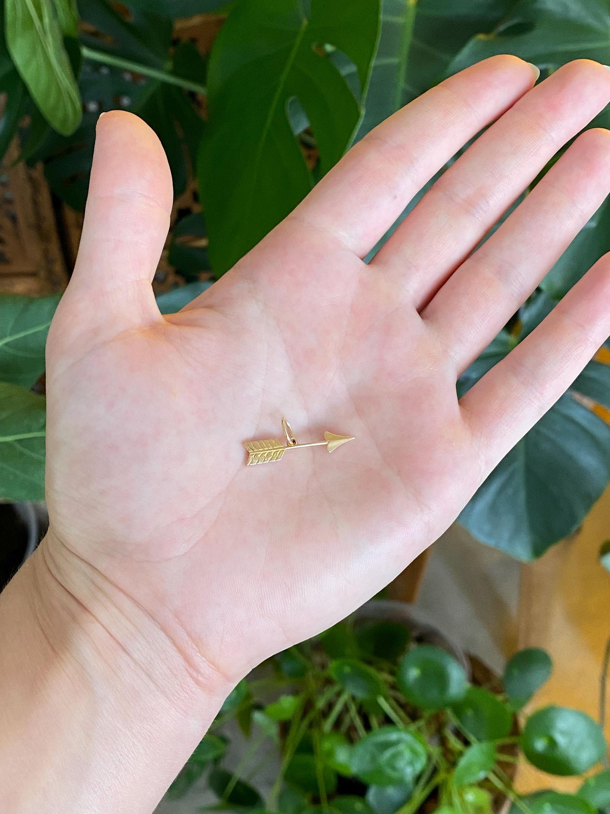 Vintage Solid 10k Yellow Gold Arrow Charm