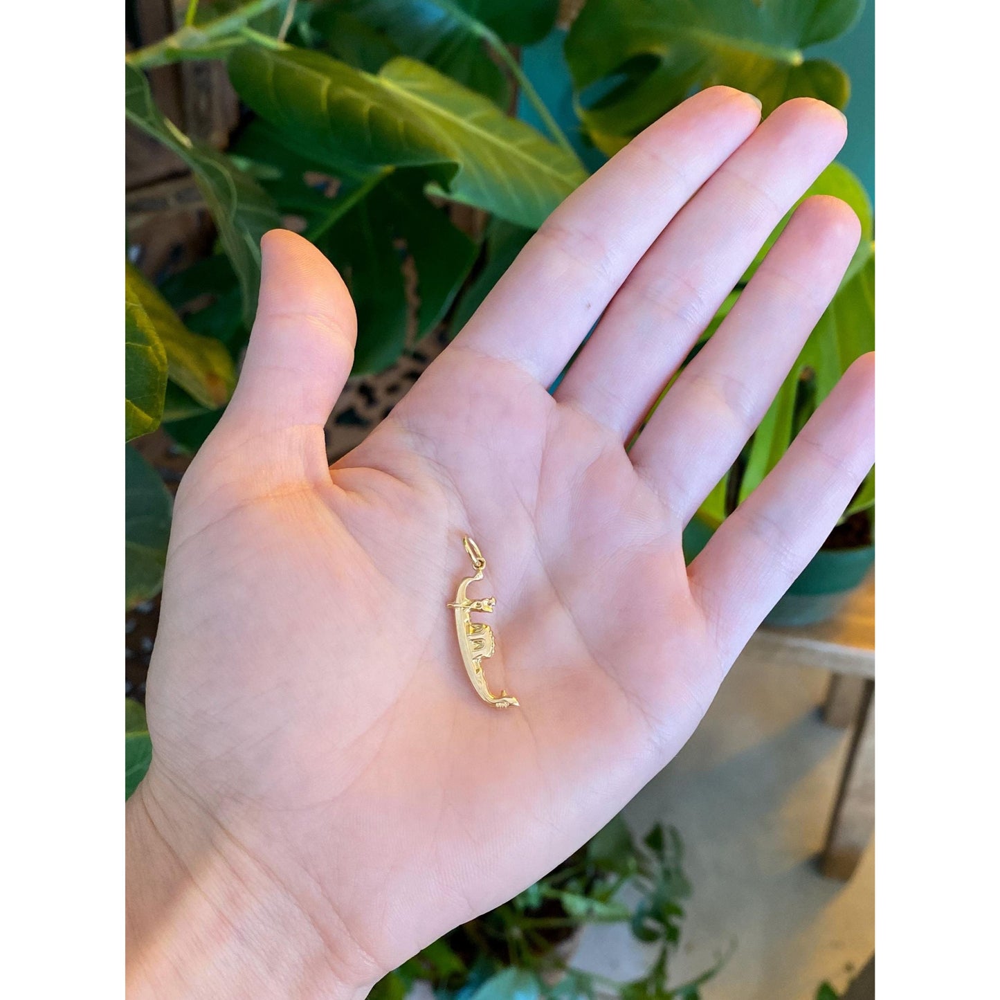 Vintage 18k Yellow Gold Gondola Charm