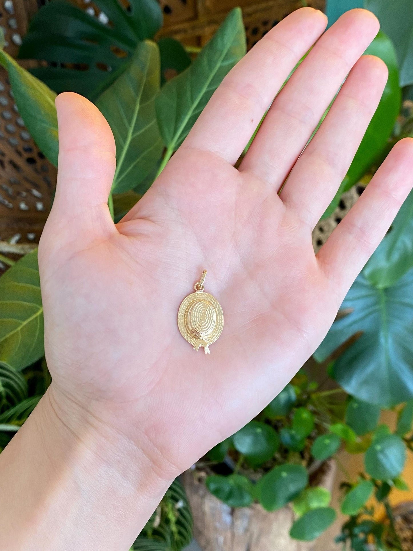 Vintage Solid 14k Yellow Gold Hat Charm