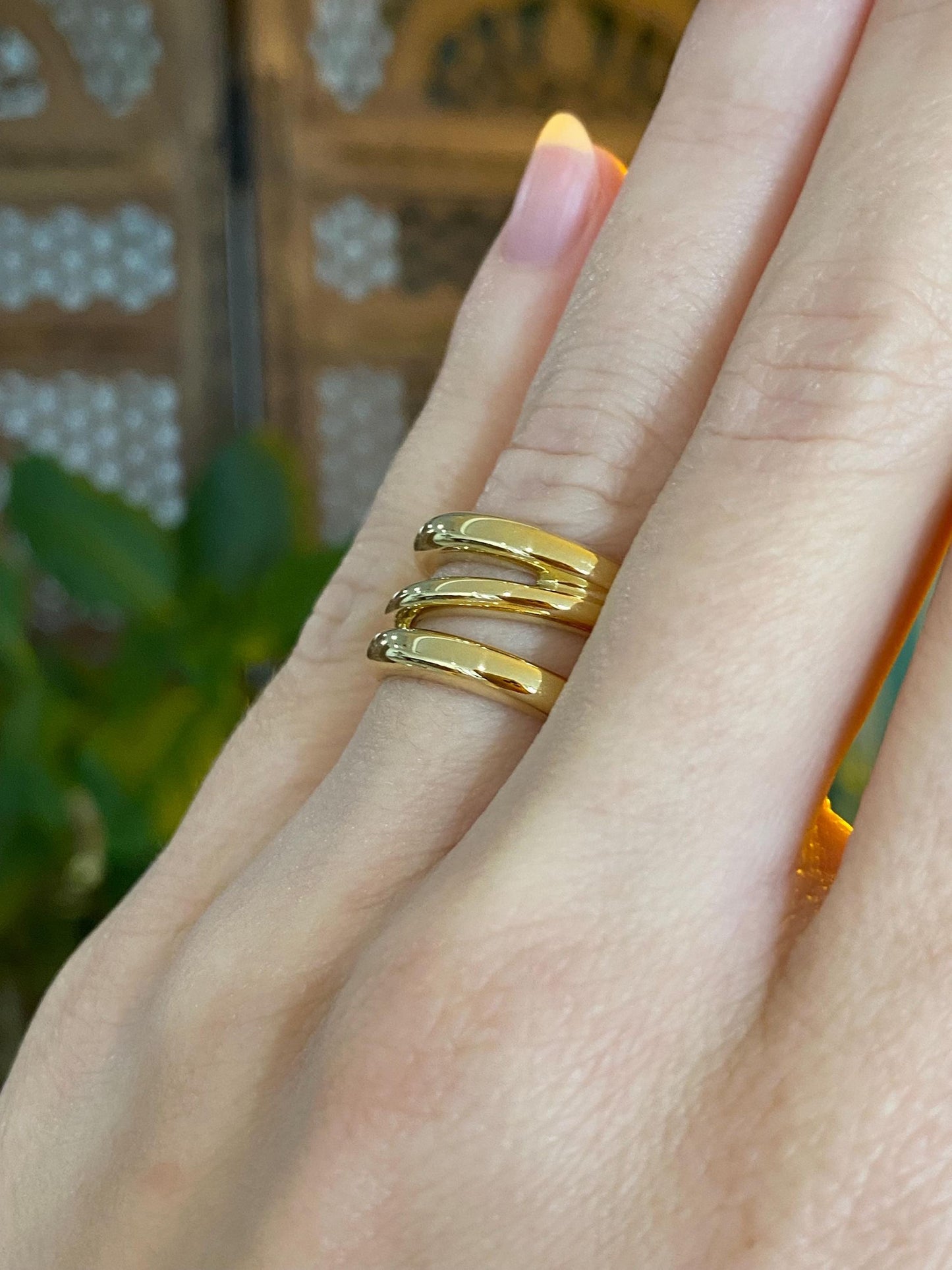 Tiffany & Co Solid 18k Yellow Gold Chunky Diagonal Ring Band - Size 5.25