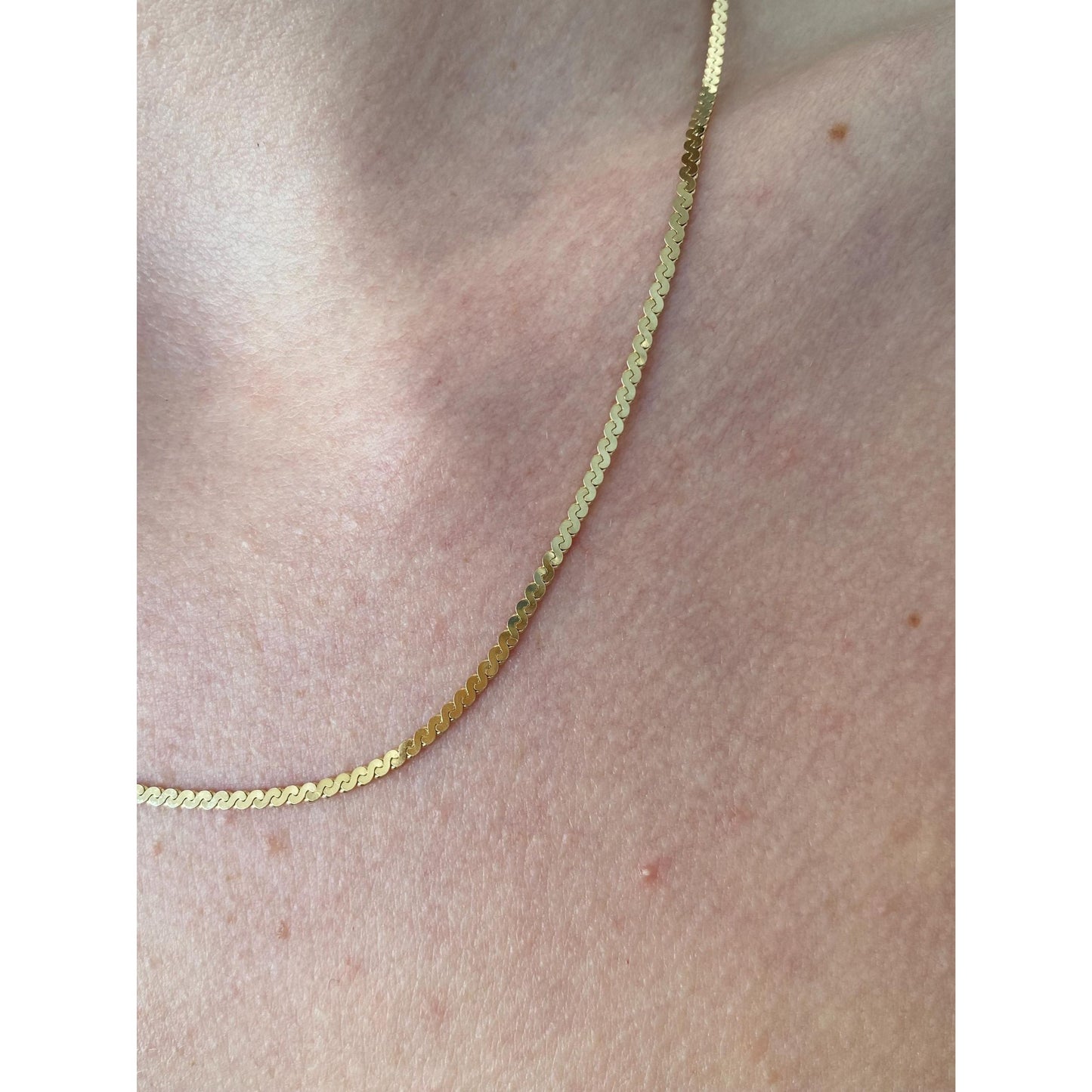 Vintage Solid 14k Yellow Gold Chunky Serpentine Chain Necklace - 18 inches