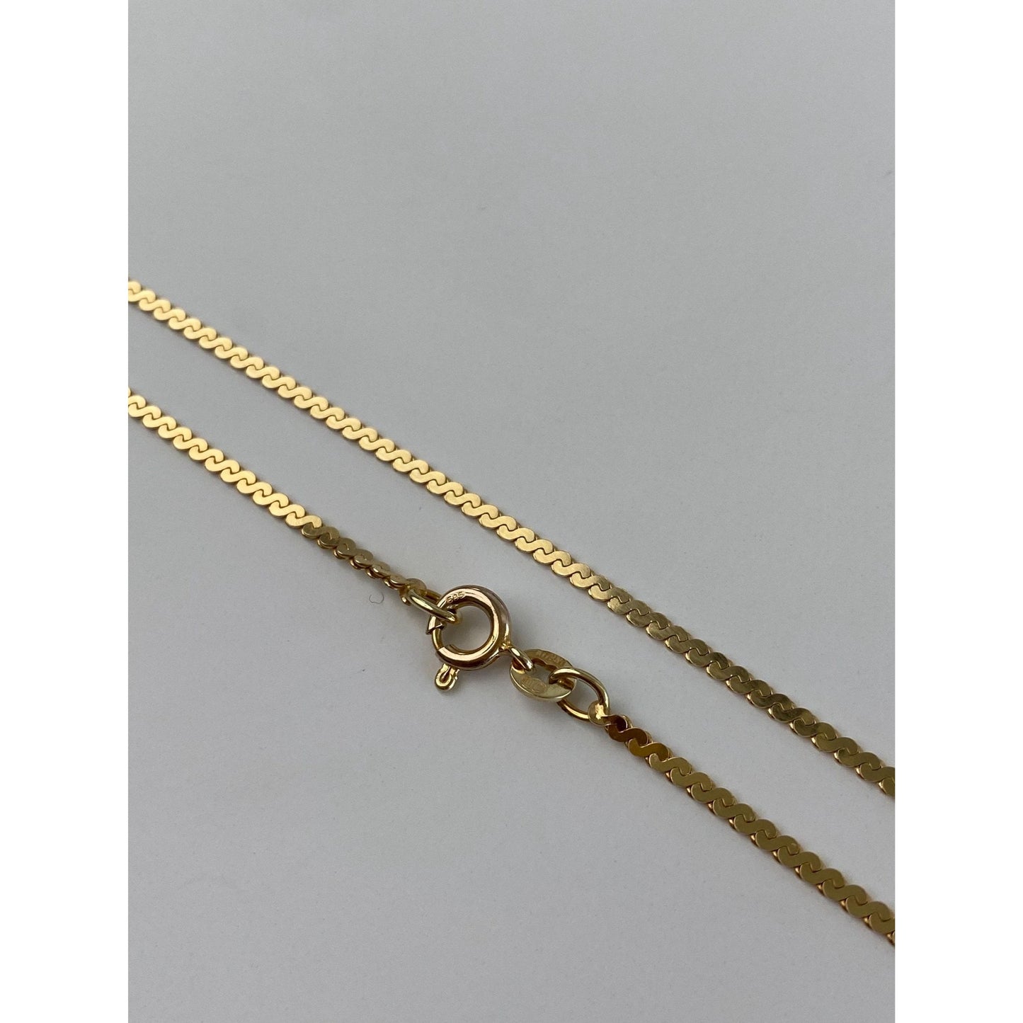 Vintage Solid 14k Yellow Gold Chunky Serpentine Chain Necklace - 18 inches