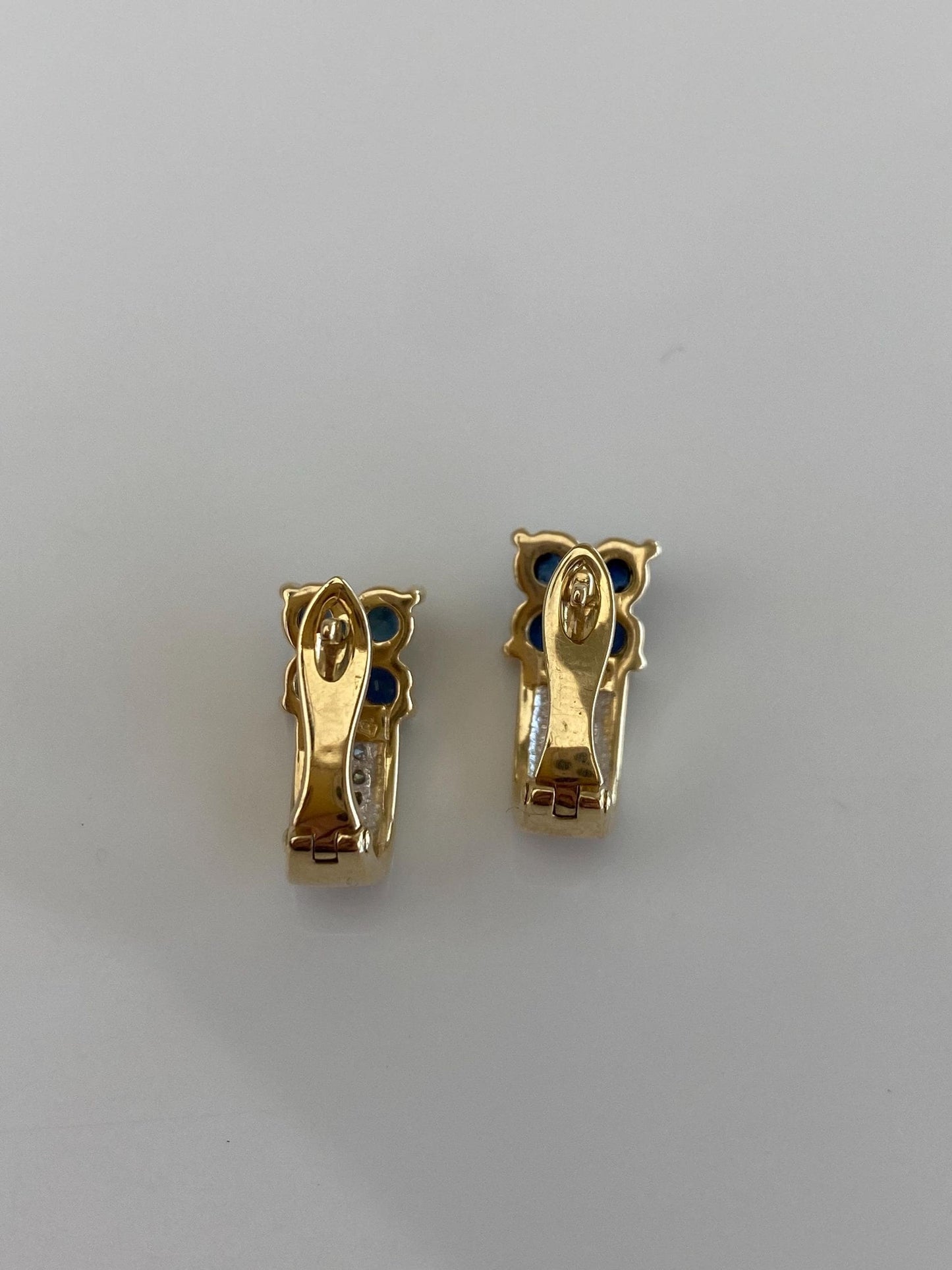 Vintage Solid 14k Yellow Gold Diamonds Blue Spinel Flower Drop Earrings