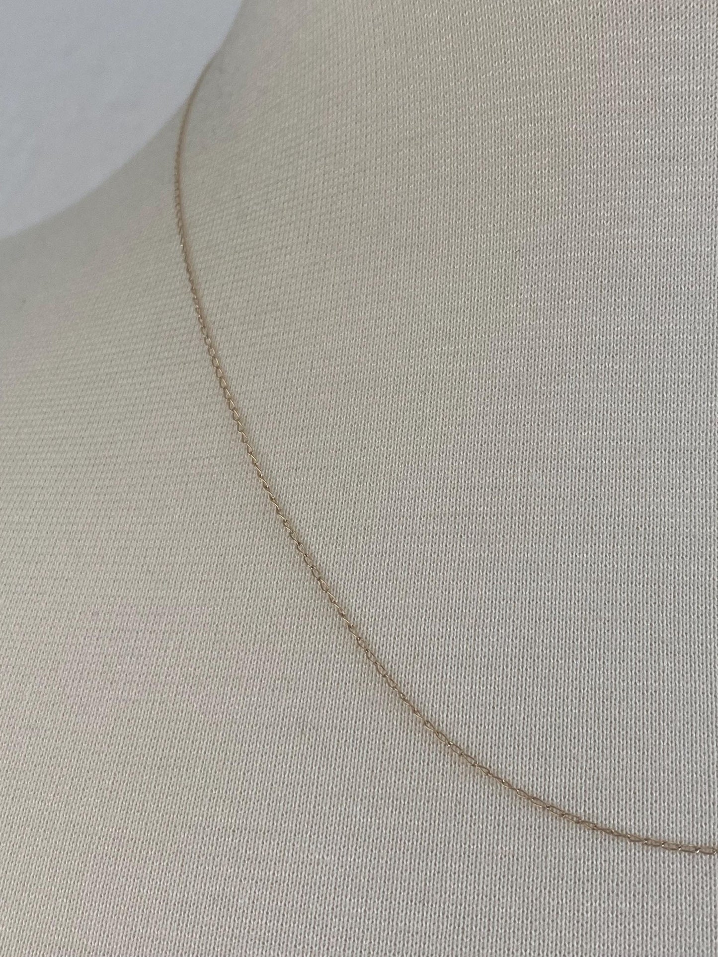 Vintage Solid 14k Yellow Gold Dainty Elongated Curb Chain Necklace - 18.75 inches