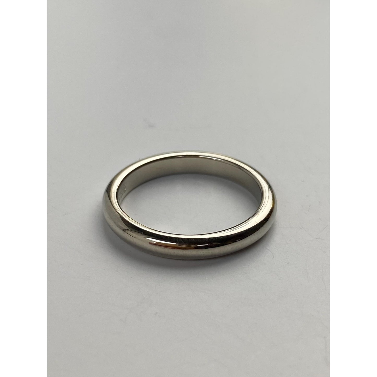 Vintage Solid 14k White Gold Ring Band - Size 5.5