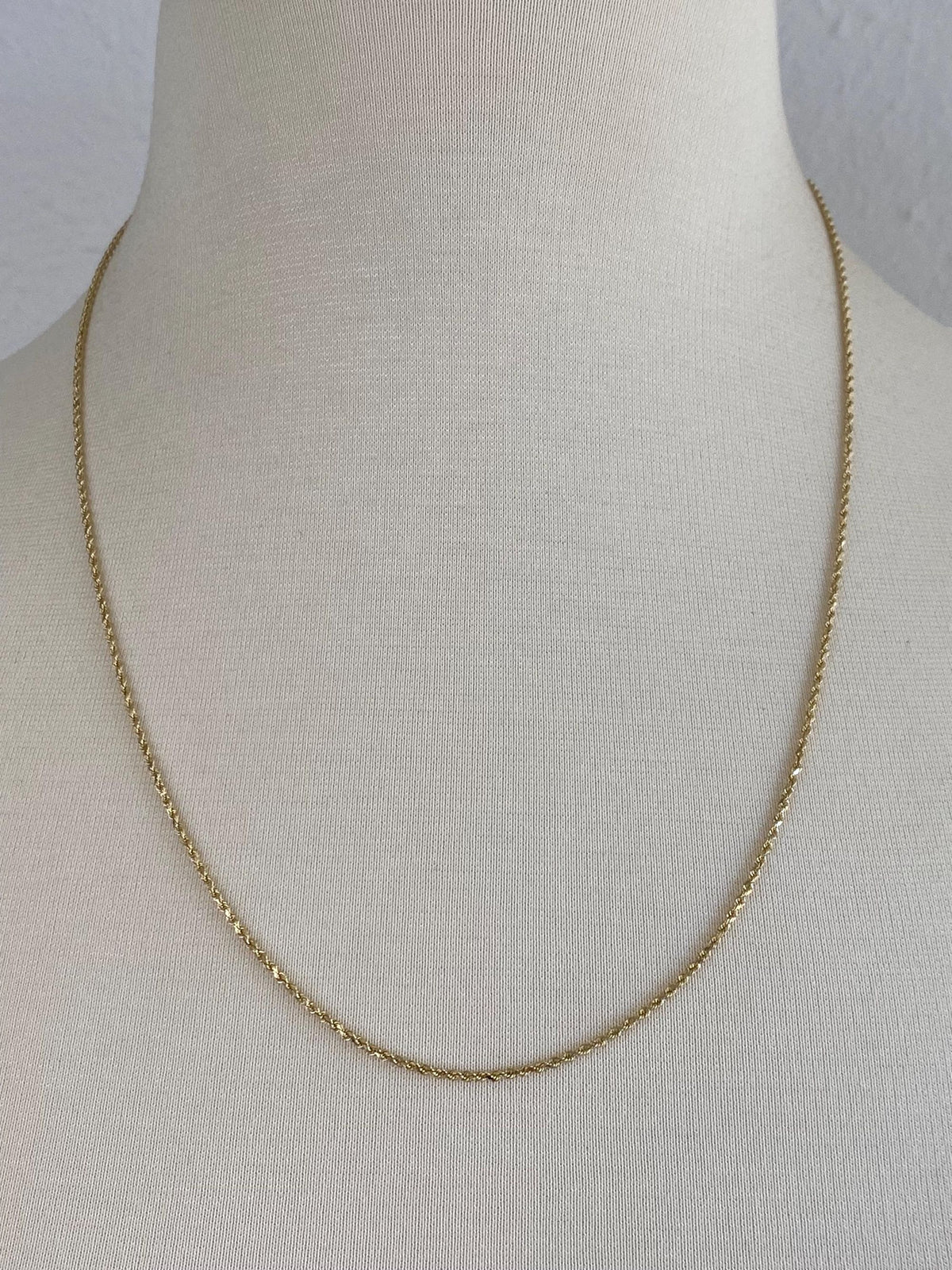 Vintage Solid 14k Yellow Gold Diamond Cut Long Slim Rope Chain Necklace - 22 inches