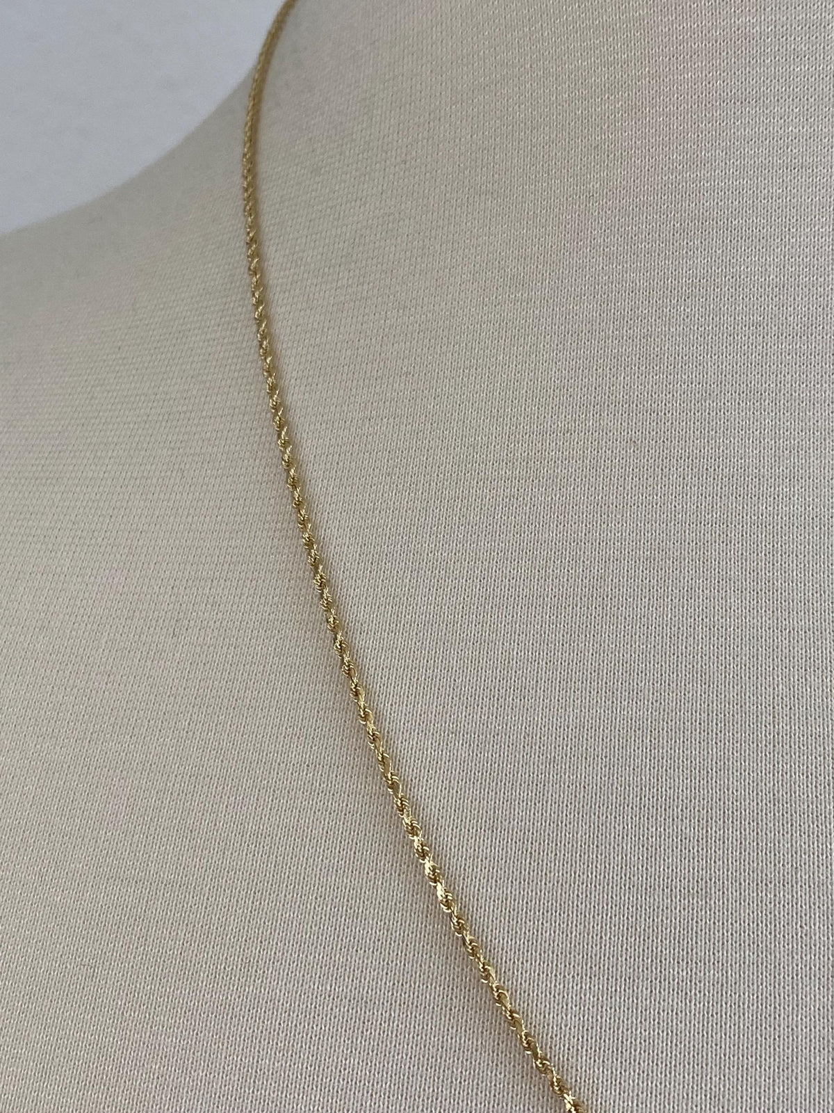 Vintage Solid 14k Yellow Gold Diamond Cut Long Slim Rope Chain Necklace - 22 inches