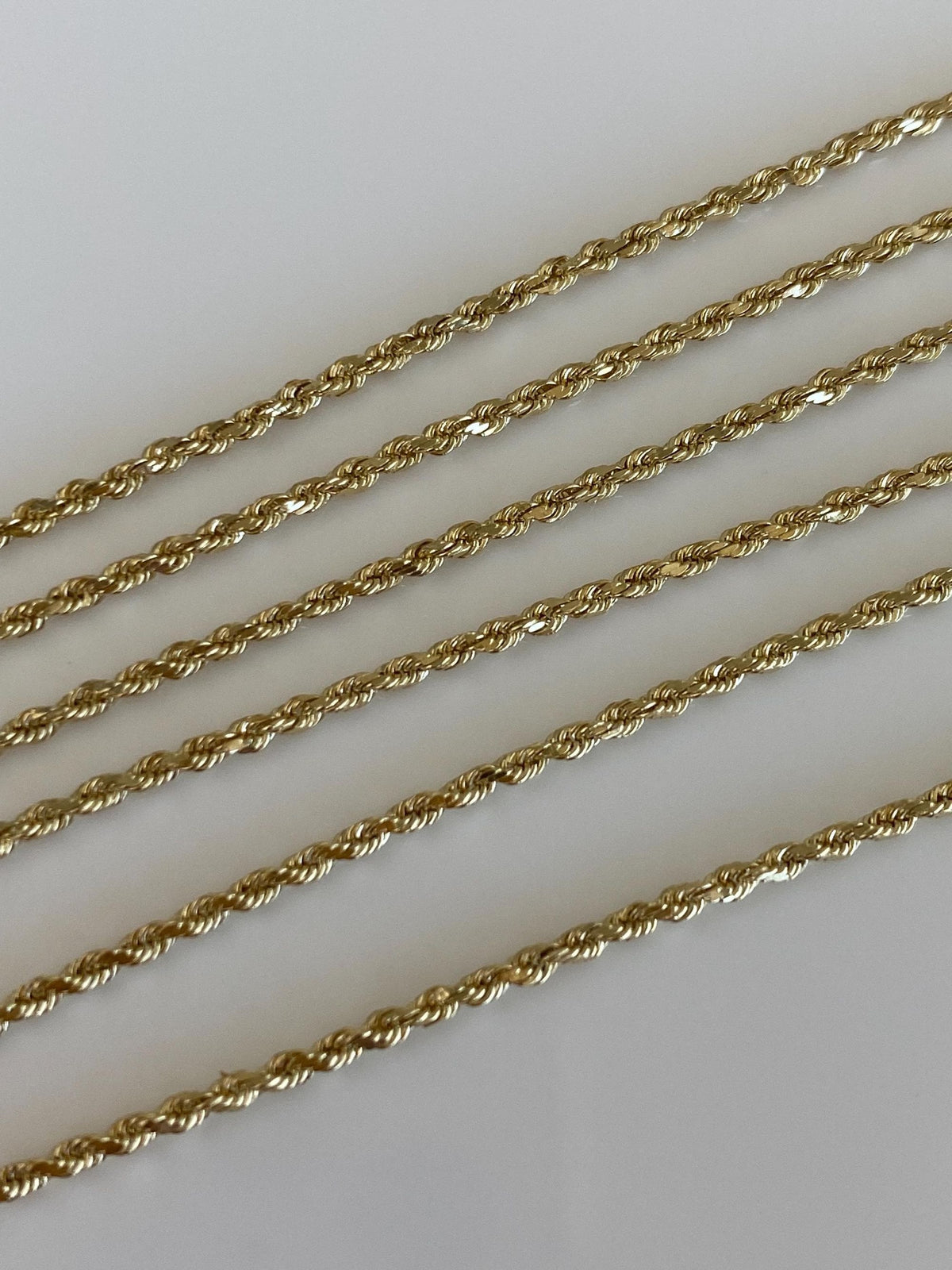 Vintage Solid 14k Yellow Gold Diamond Cut Long Slim Rope Chain Necklace - 22 inches