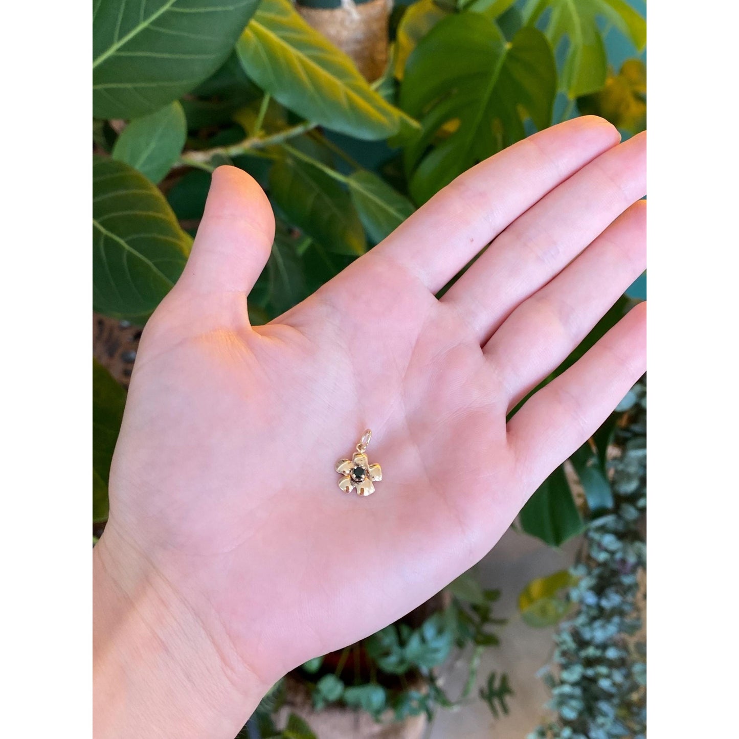 Vintage Solid 14k Yellow Gold Green Spinel Flower Charm