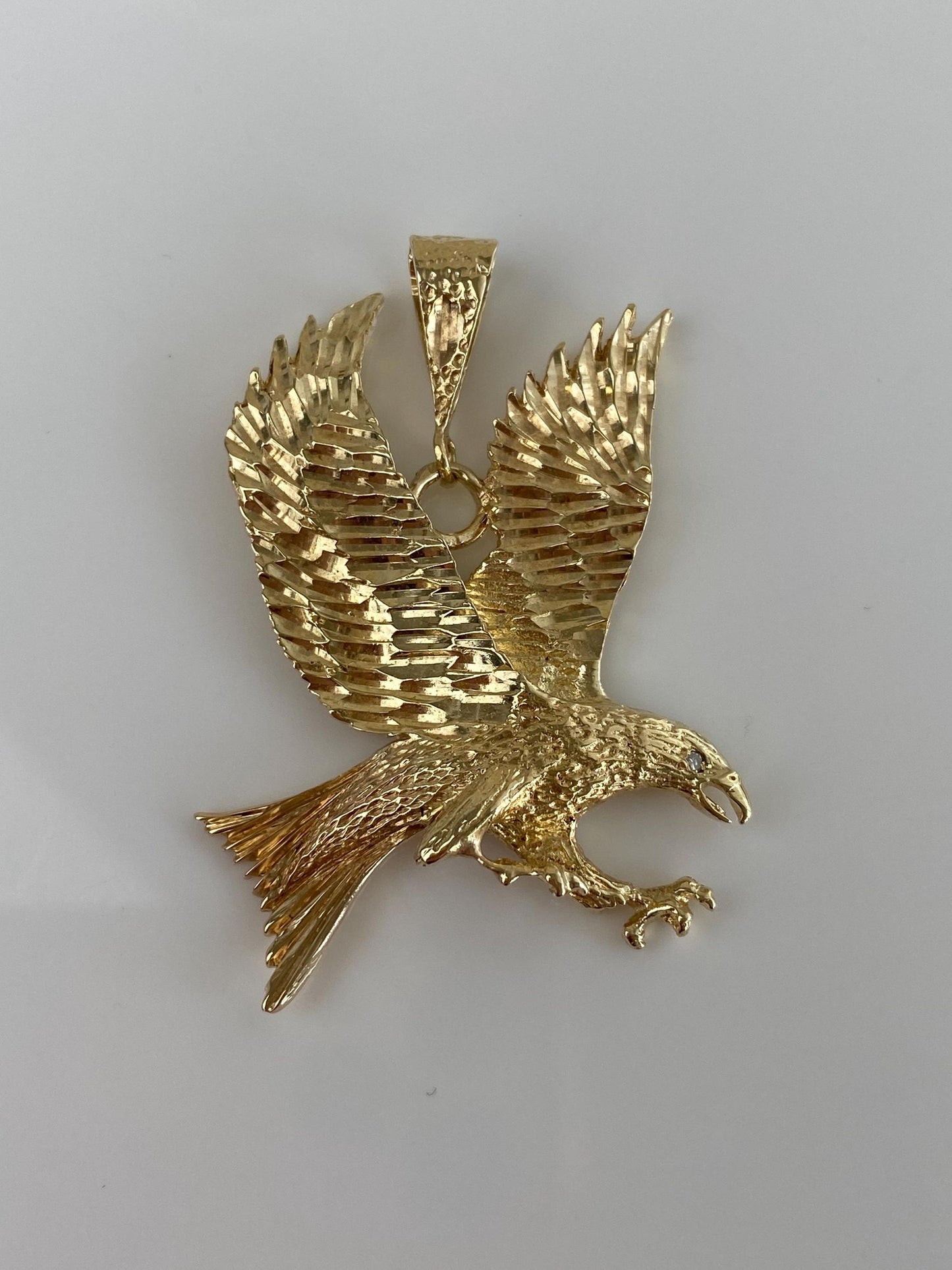 Vintage Solid 10k Yellow Gold Diamond Cut Large Eagle Charm