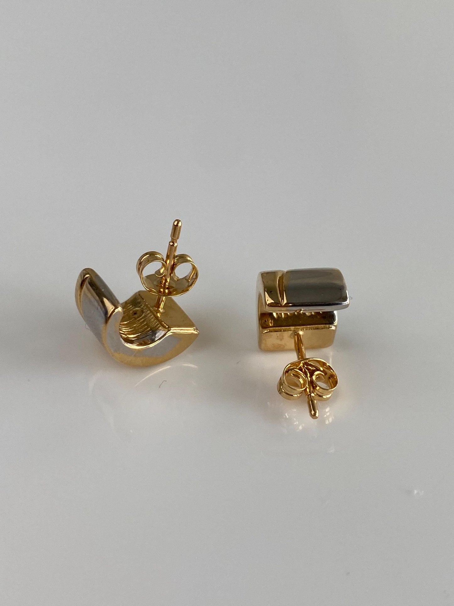 Vintage 18k White & Yellow Gold Wide Hoop Stud Earrings