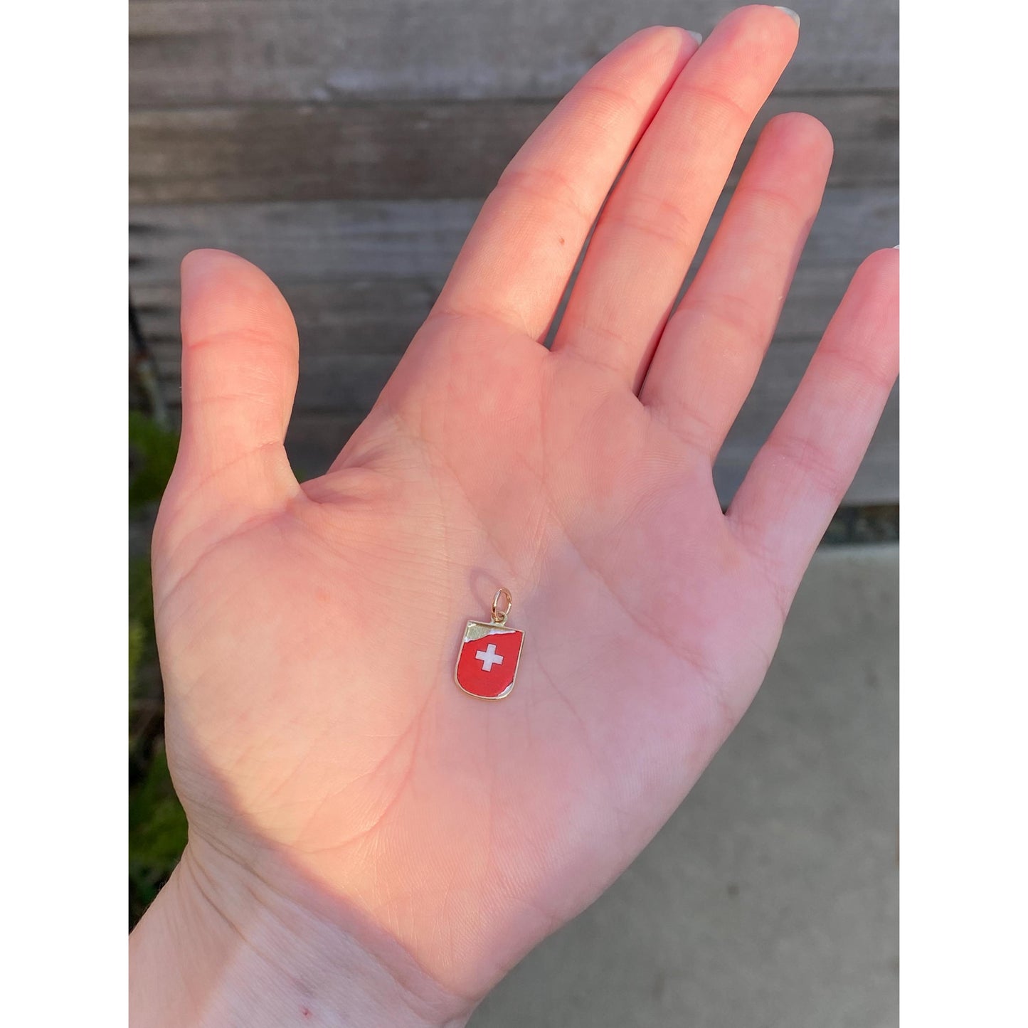 Vintage Solid 18k Yellow Gold Enamel Swiss Flag Charm