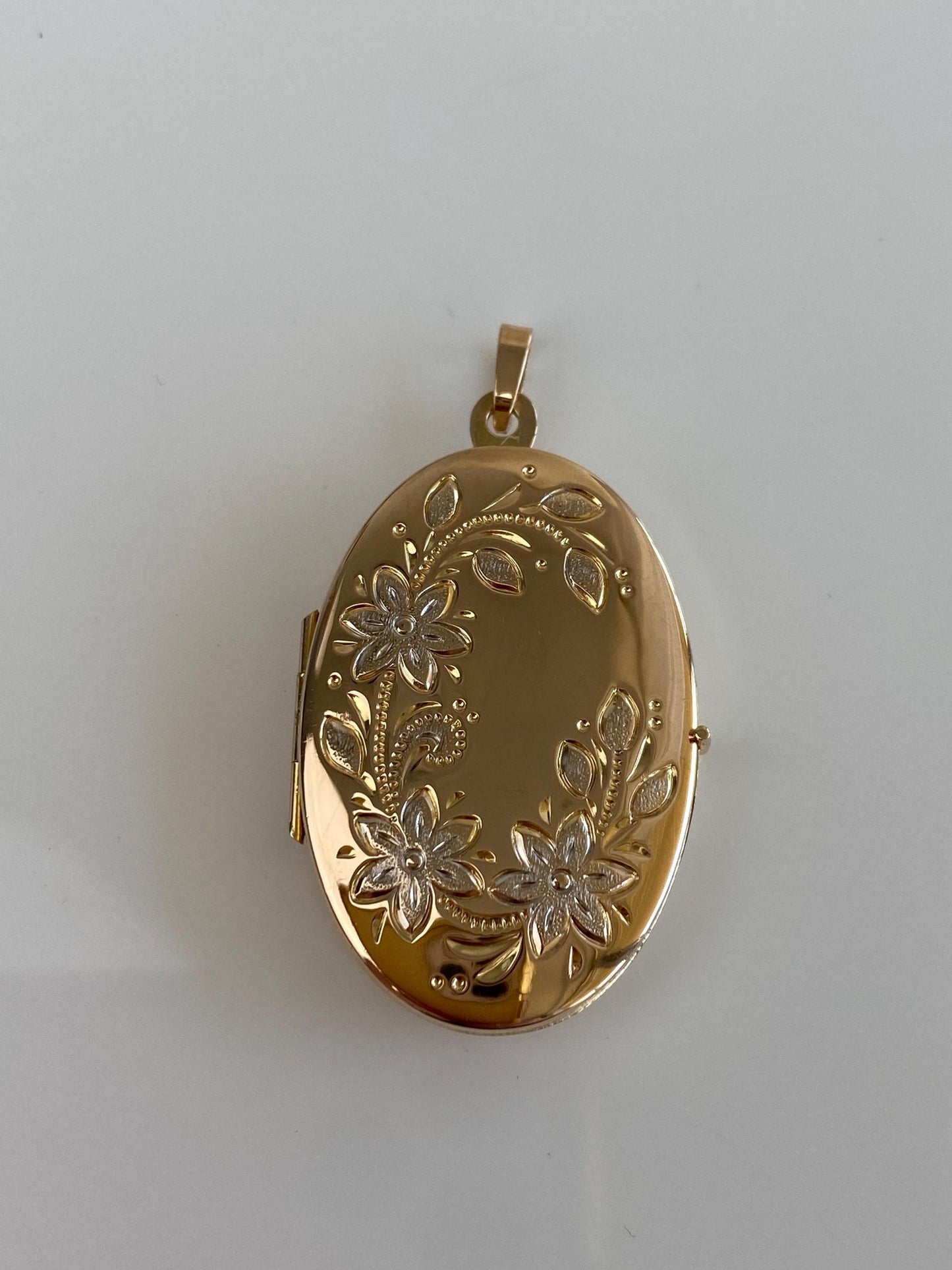 Vintage Solid 9k White & Yellow Gold Engraved Oval Locket Charm