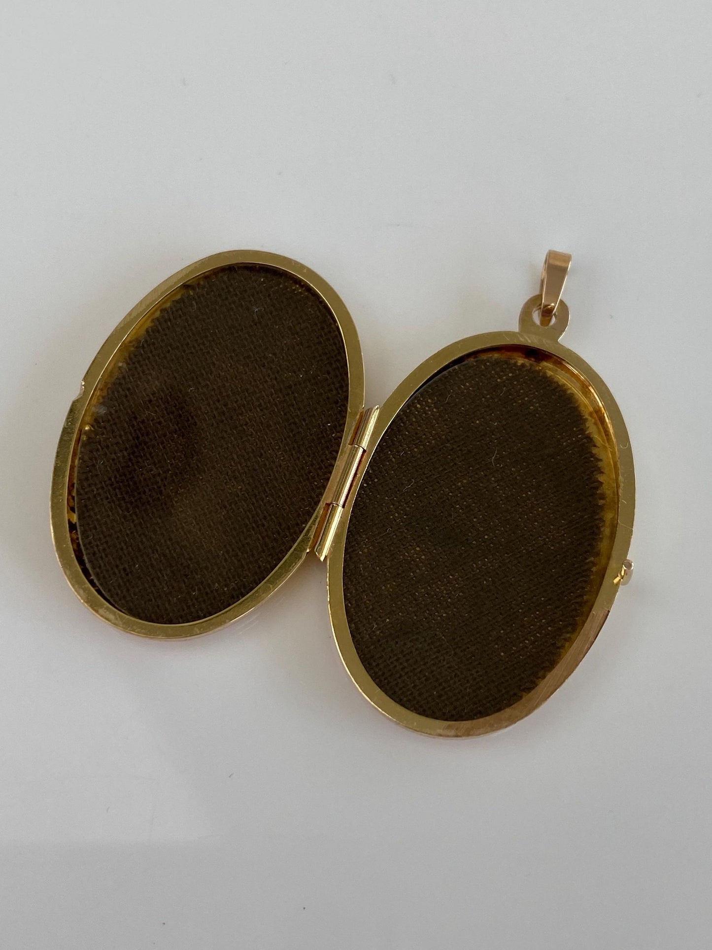 Vintage Solid 9k White & Yellow Gold Engraved Oval Locket Charm