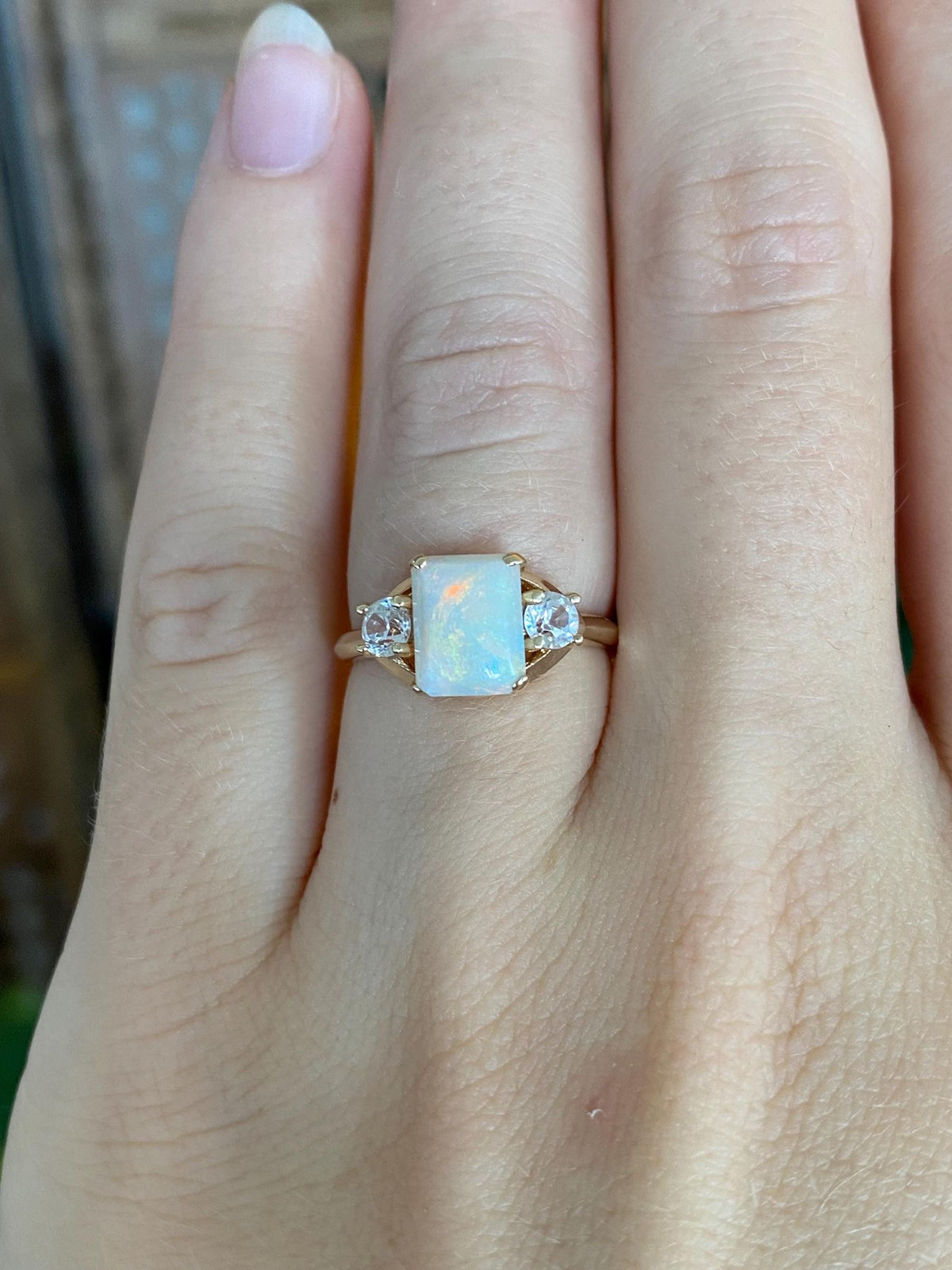Vintage Solid 14k Yellow Gold Opal Clear Spinel Ring - Size 4.75