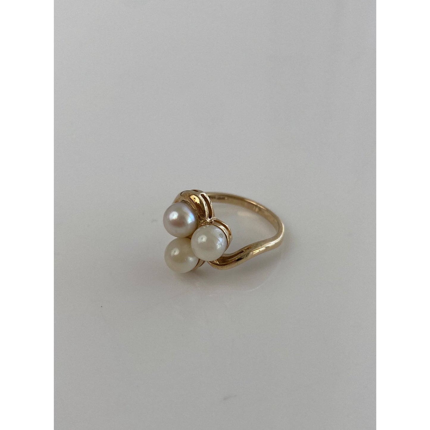 Vintage Solid 10k Yellow Gold Pearls Ring - Size 5.25