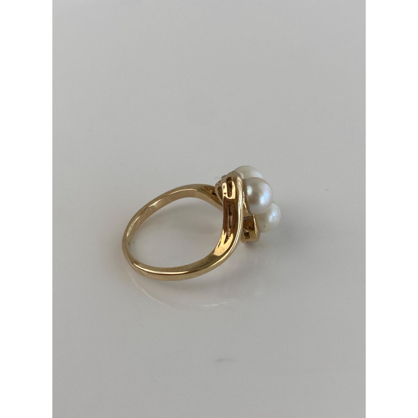 Vintage Solid 10k Yellow Gold Pearls Ring - Size 5.25