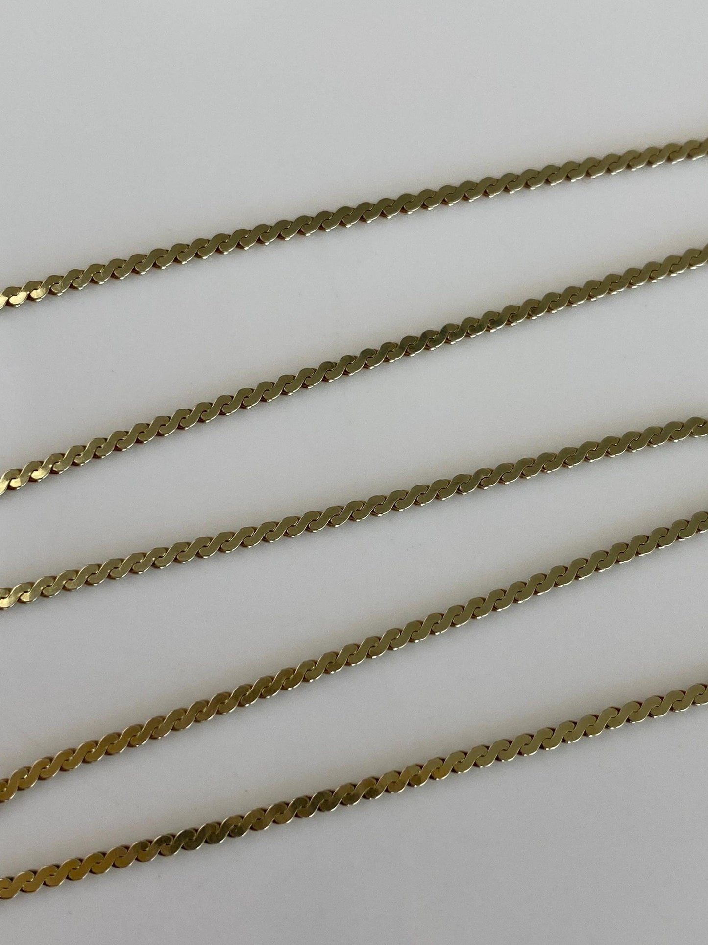 Vintage Solid 14k Yellow Gold Serpentine Chain Necklace - 15 inches