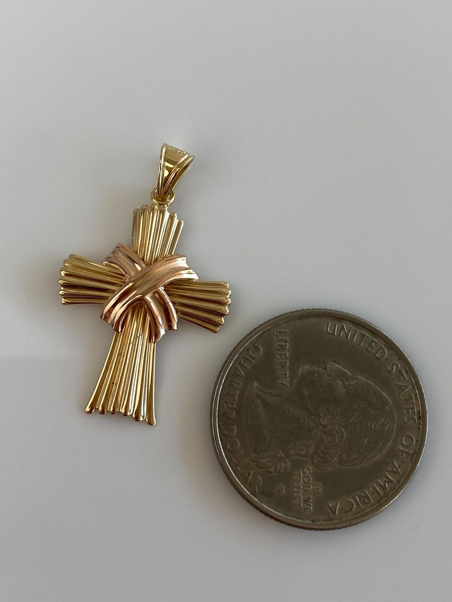Vintage Solid 14k Yellow Gold Fluted Cross Charm