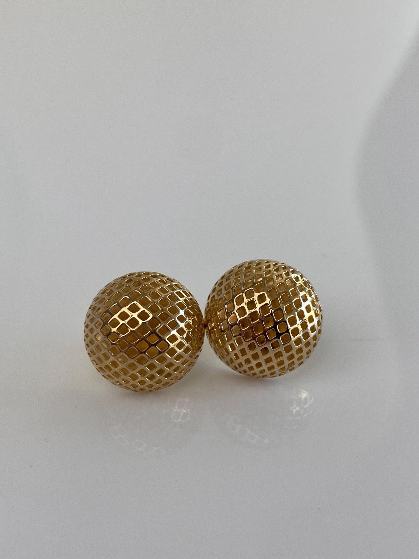 Vintage Solid 14k Yellow Gold Woven Open Work Domed Stud Earrings