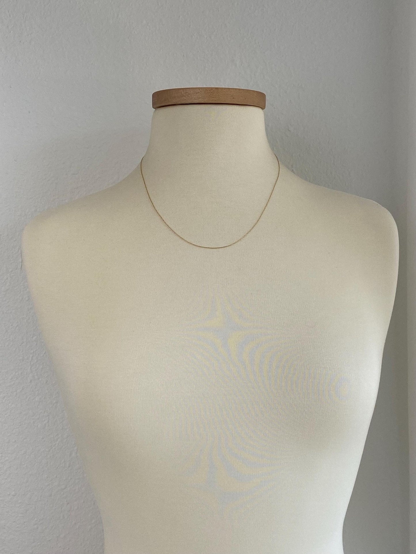 Vintage Solid 14k Yellow Gold Dainty Chain Necklace - 19.75 inches