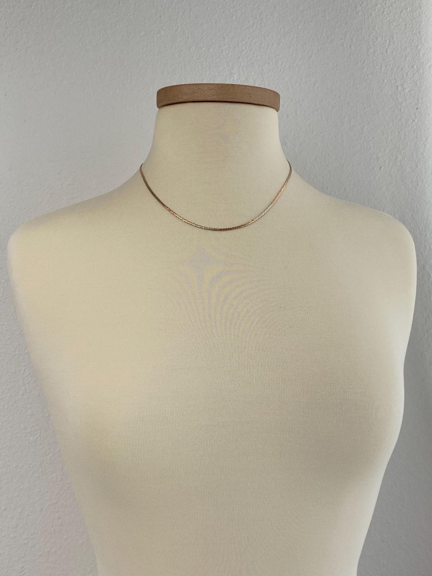 Vintage Solid 14k Tri Tone Serpentine Chain Necklace - 18 inches