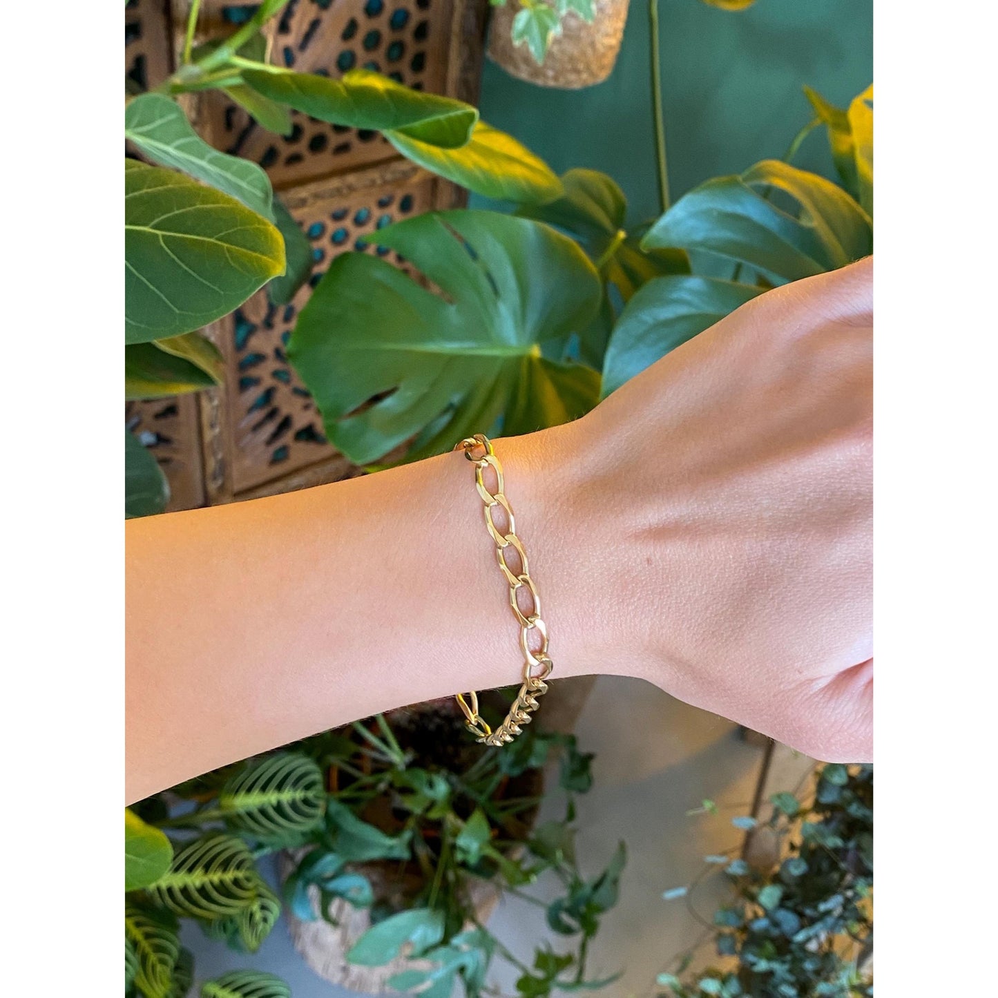 Vintage Solid 14k Yellow Gold Elongated Curb Chain Bracelet - 8.25 inches