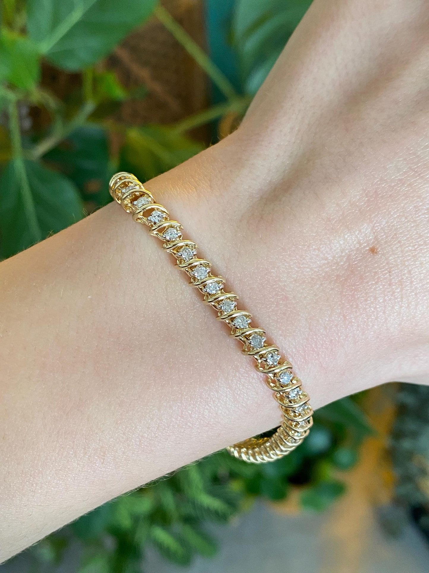 Vintage Solid 14k Yellow Gold Diamond Tennis Bracelet - 7 Inches