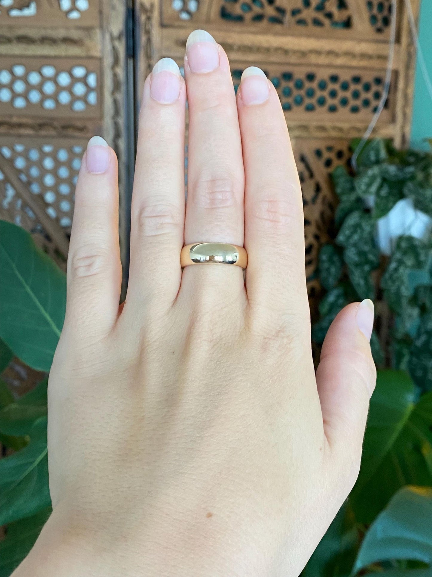 Tiffany & Co. Solid 14k Yellow Gold Ring Band - Size 7