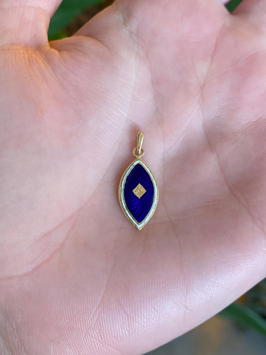 Vintage Solid 14k Yellow Gold Blue White Enamel Charm