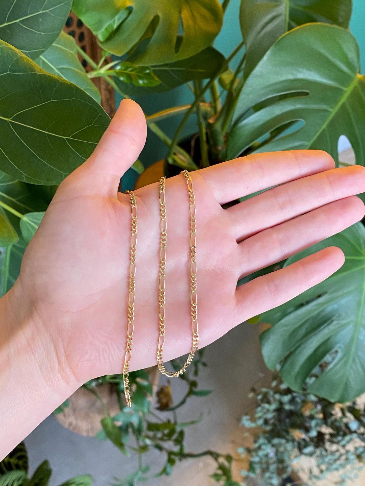 Vintage Solid 14k Yellow Gold Figaro Chain Necklace - 18.5 inches