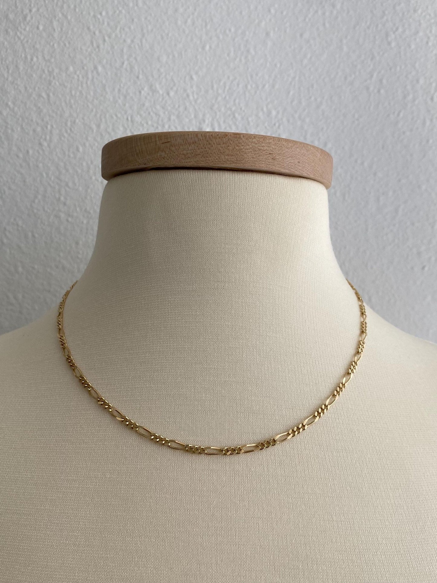 Vintage Solid 14k Yellow Gold Figaro Chain Necklace - 18.5 inches