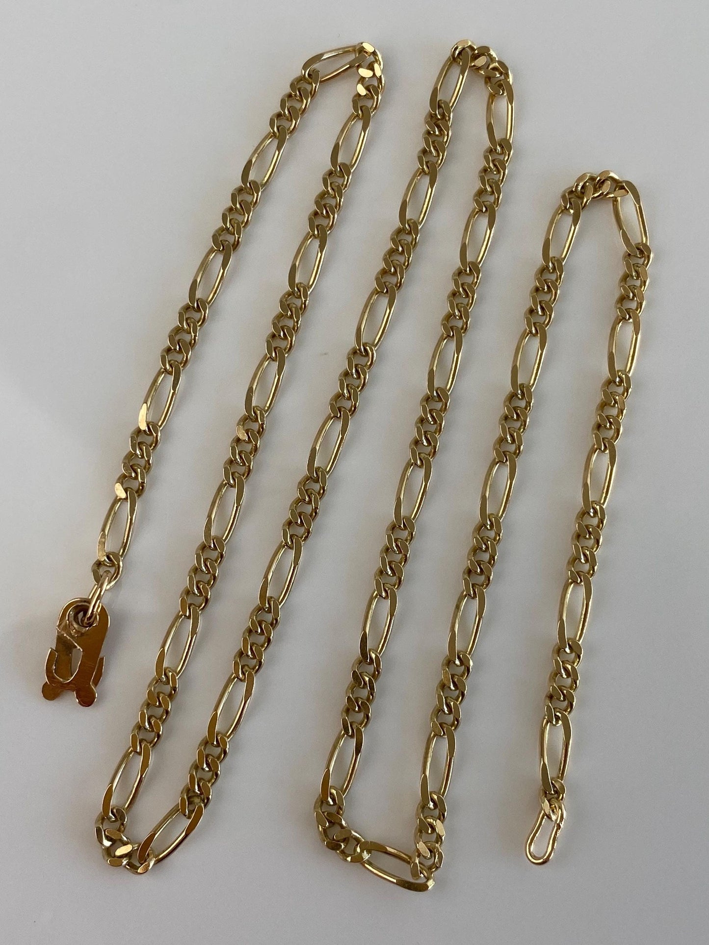 Vintage Solid 14k Yellow Gold Figaro Chain Necklace - 18.5 inches
