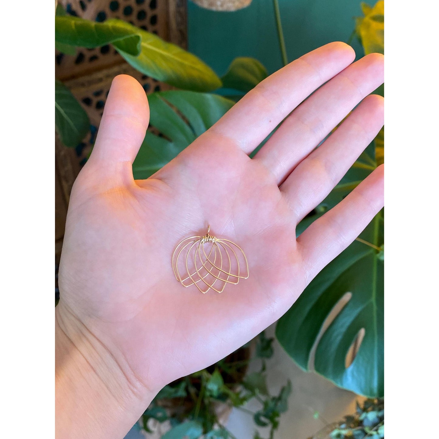 Vintage Solid 14k Yellow Gold Wire Wrapped Charm