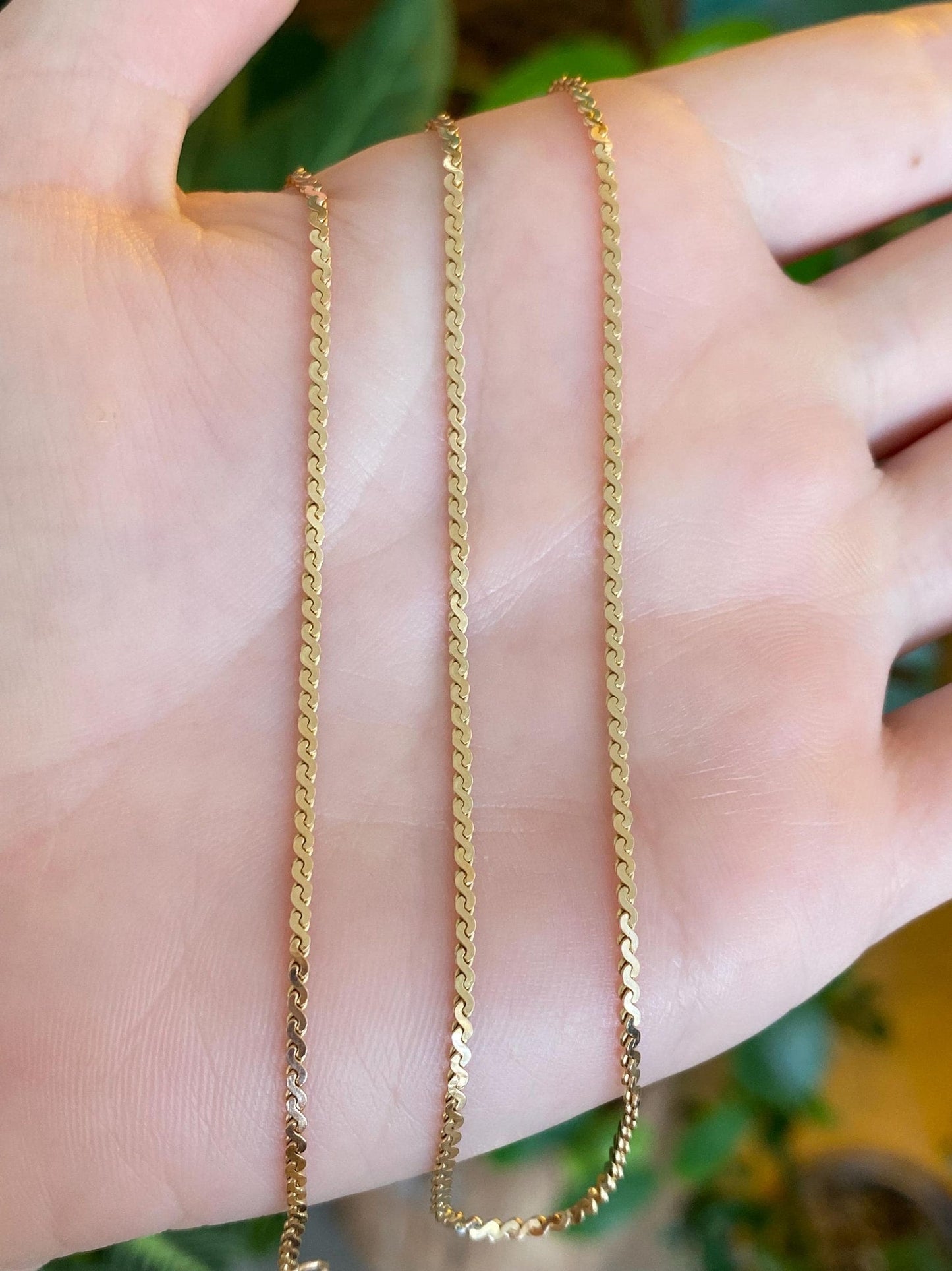 Vintage Solid 14k Yellow Gold Serpentine Chain Necklace - 17 inches