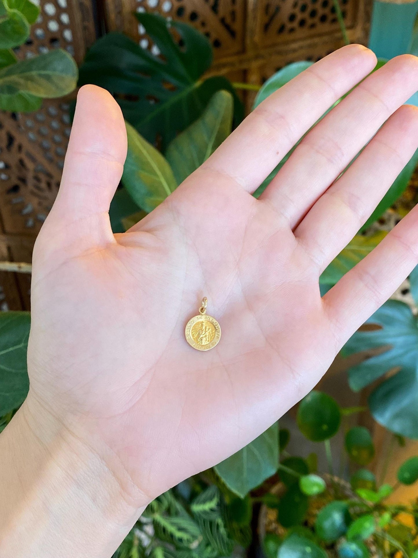 Vintage Solid 14k Yellow Gold Queen of The Holy Scapular 'Protect Us' Religious Charm