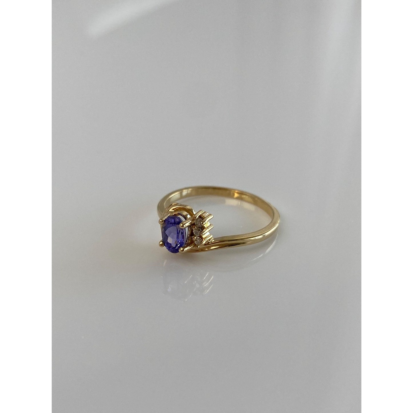 Solid 14k Yellow Gold Diamond Tanzanite Ring - Size 7.75