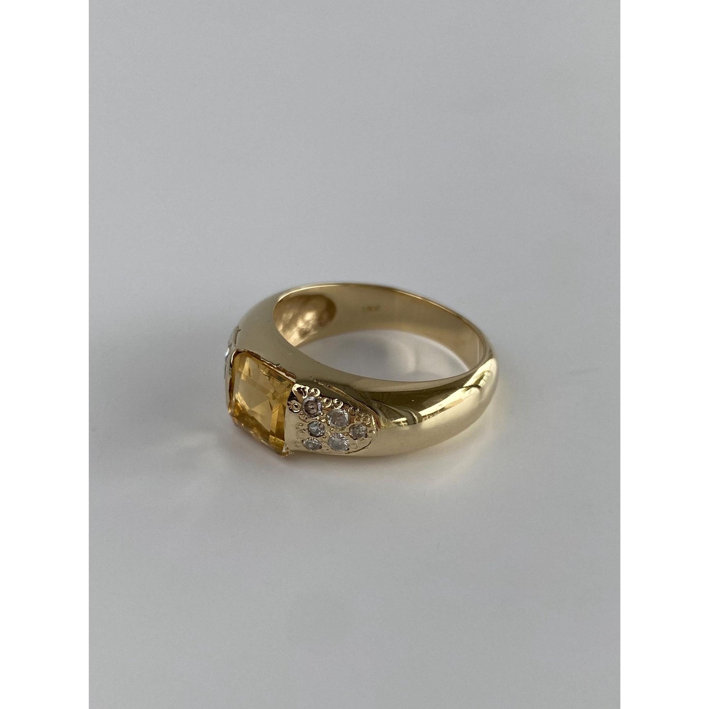 Vintage Solid 14k Yellow Gold Diamond Citrine Ring - Size 7.5