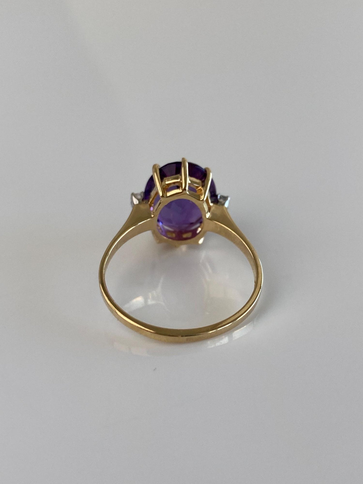 Vintage Solid 14k Yellow Gold Amethyst Diamonds Ring - Size 7.75