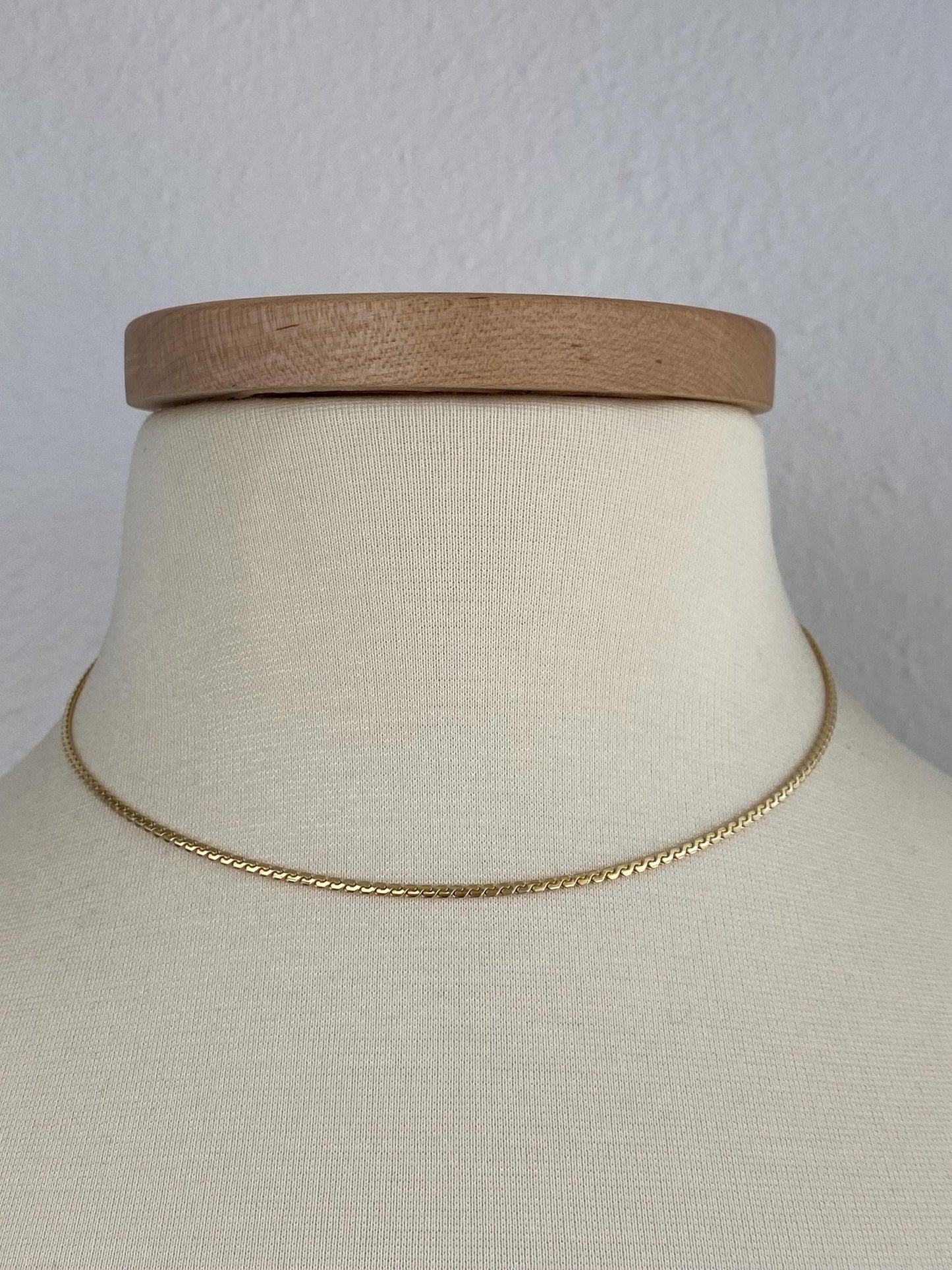 Vintage Solid 14k Yellow Gold Chunky Serpentine Chain Necklace - 15.75 inches