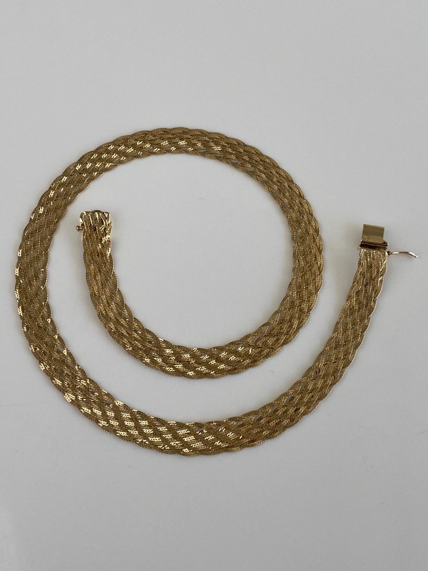 Vintage Solid 14k Yellow Gold Woven Flat Chain Necklace - 16 inches