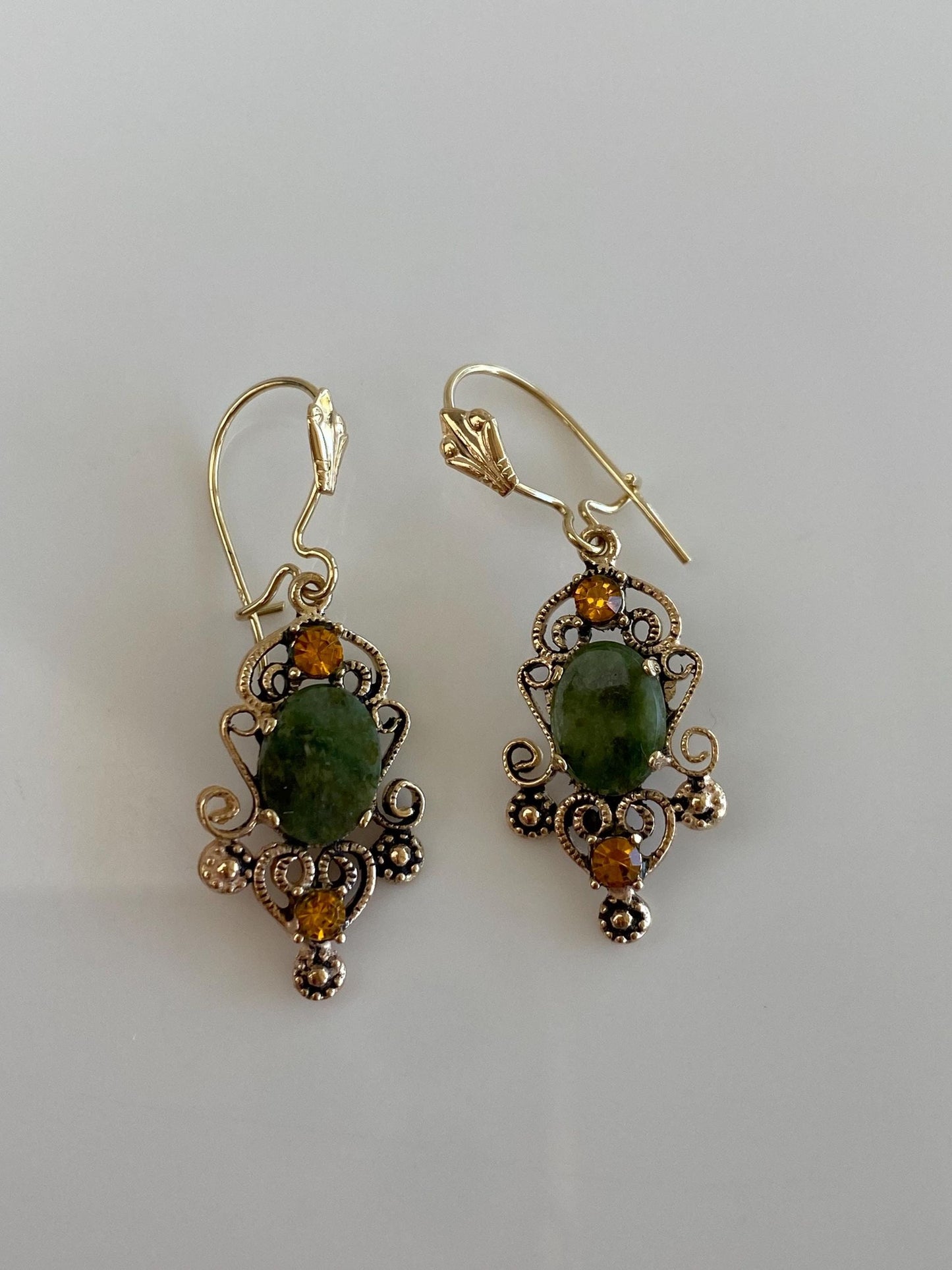 Vintage Solid 14k Yellow Gold Nephrite Orange Cubic Zirconia Dangle Earrings