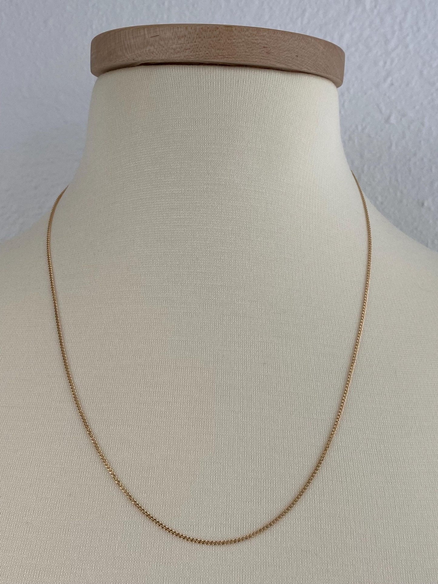 Vintage Solid 14k Yellow Gold Dainty Curb Chain Necklace - 22.5 inches