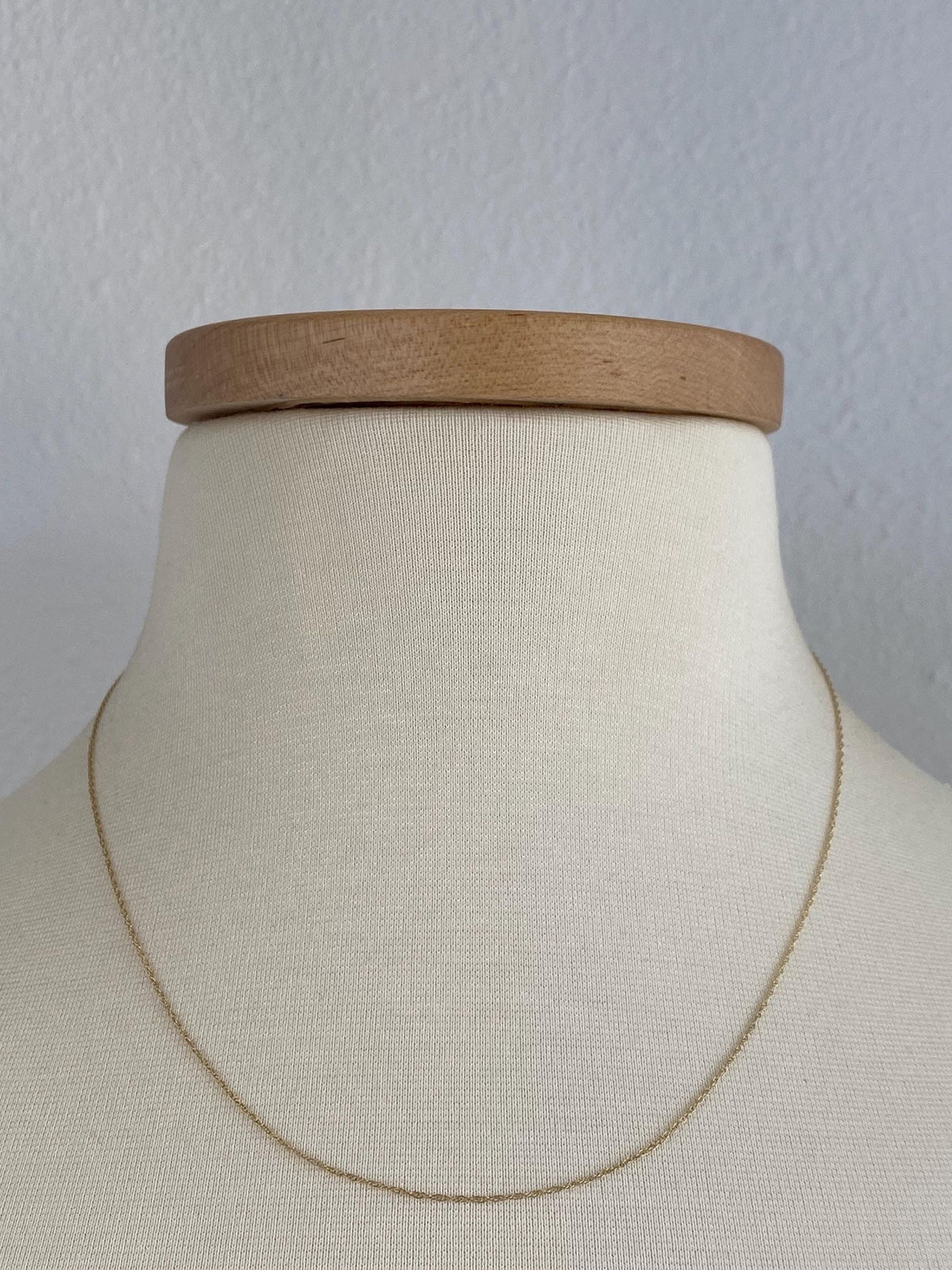 Vintage Solid 10k Yellow Gold Dainty Chain Necklace - 18.25 inches